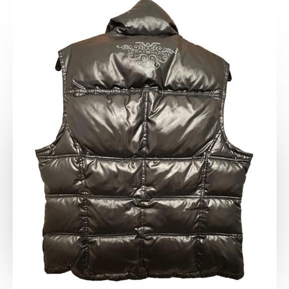 Women’s Tommy Hilfiger High-Shine BLACK Cold Weather Down & Feather Puffer Vest - Picture 9 of 11